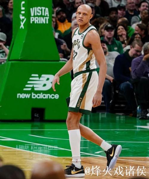 新一代无眉大侠，乔丹沃尔什从脱发患者到为他人撑伞！