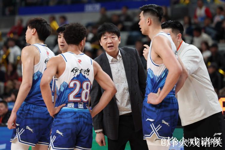 山东男篮签约美籍外教 孙桐林郭凯等4人加盟